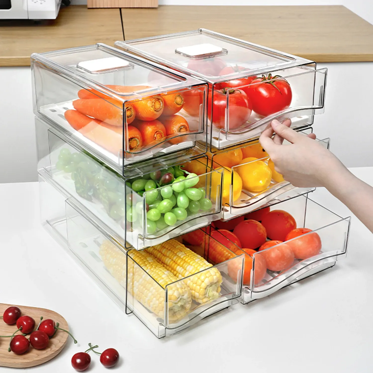 Bacs empilables en situation de cuisine
