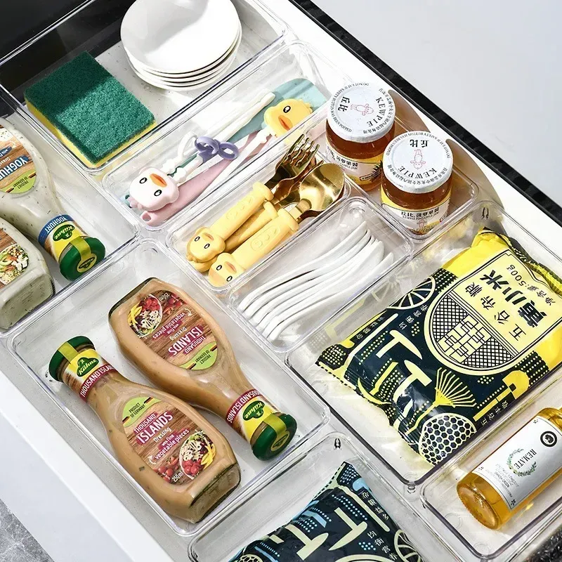 Ensemble d'organisateurs de tiroirs polyvalents de 7 ou 14 pièces – Plateaux et séparateurs en plastique transparent en 4 tailles pour un rangement impeccable du maquillage et de la cuisine 4