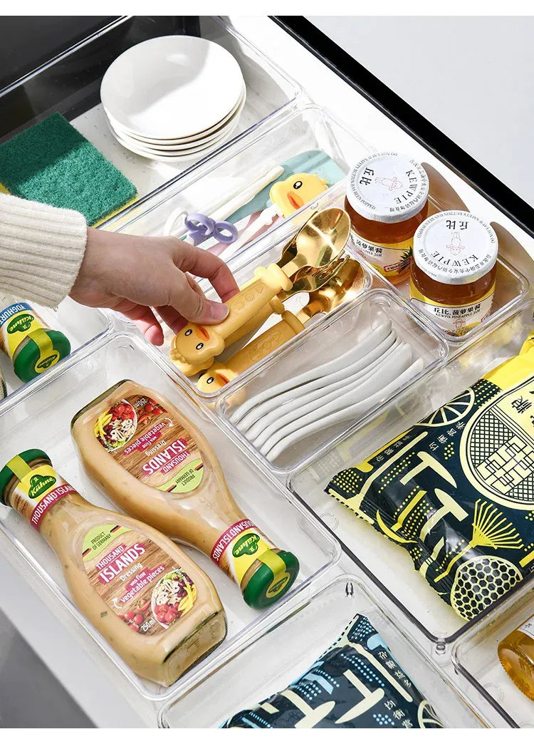 Organisation du maquillage dans les tiroirs