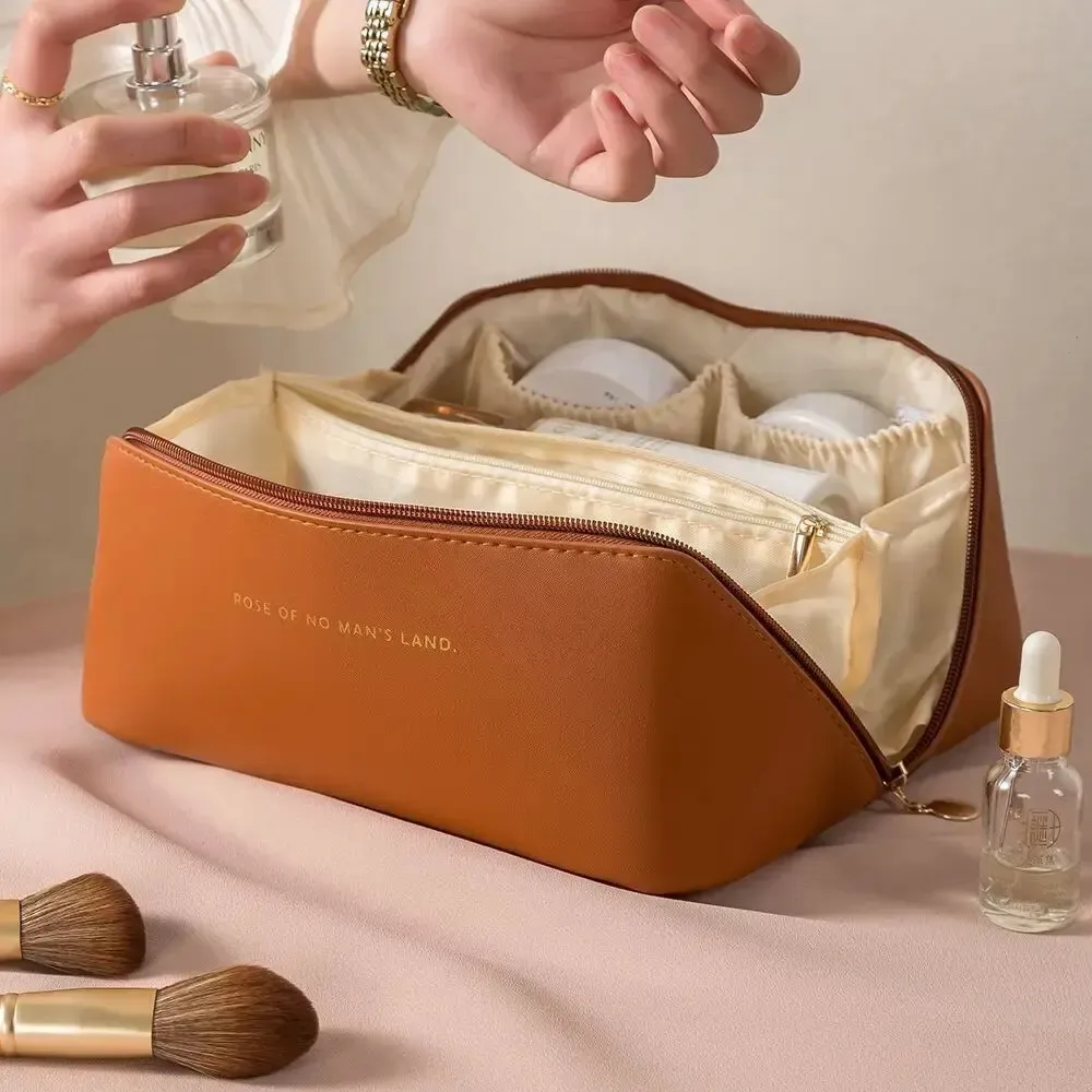 Trousse de Maquillage Zippée de Voyage pour Femme 8