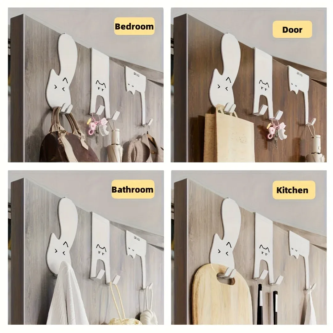 Accessoires de rangement suspendus sur une porte