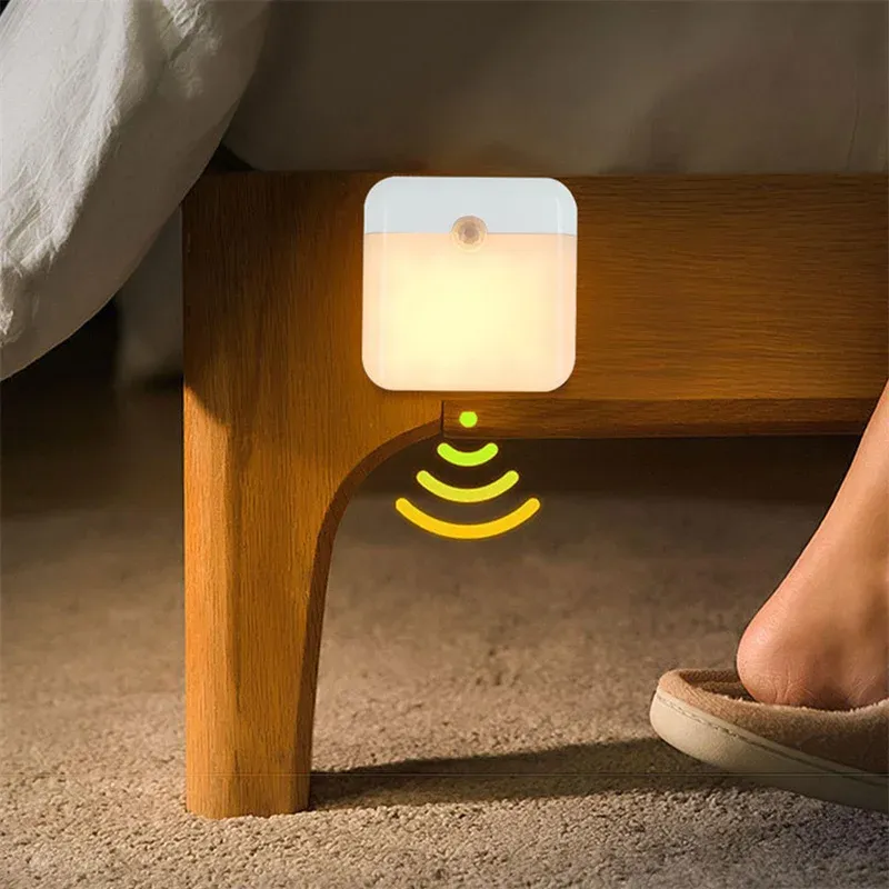 Veilleuse LED à détecteur de mouvement, rechargeable par USB, lampe carrée pour chambre, cuisine, escalier, couloir, armoire et placard 2