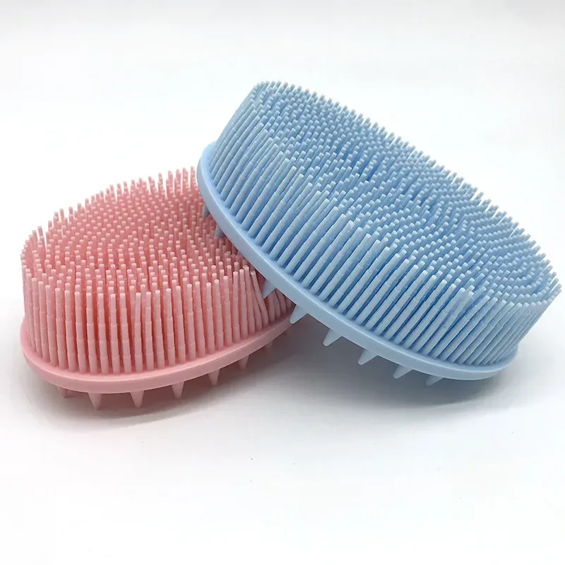 Brosse de bain en silicone, usage au quotidien