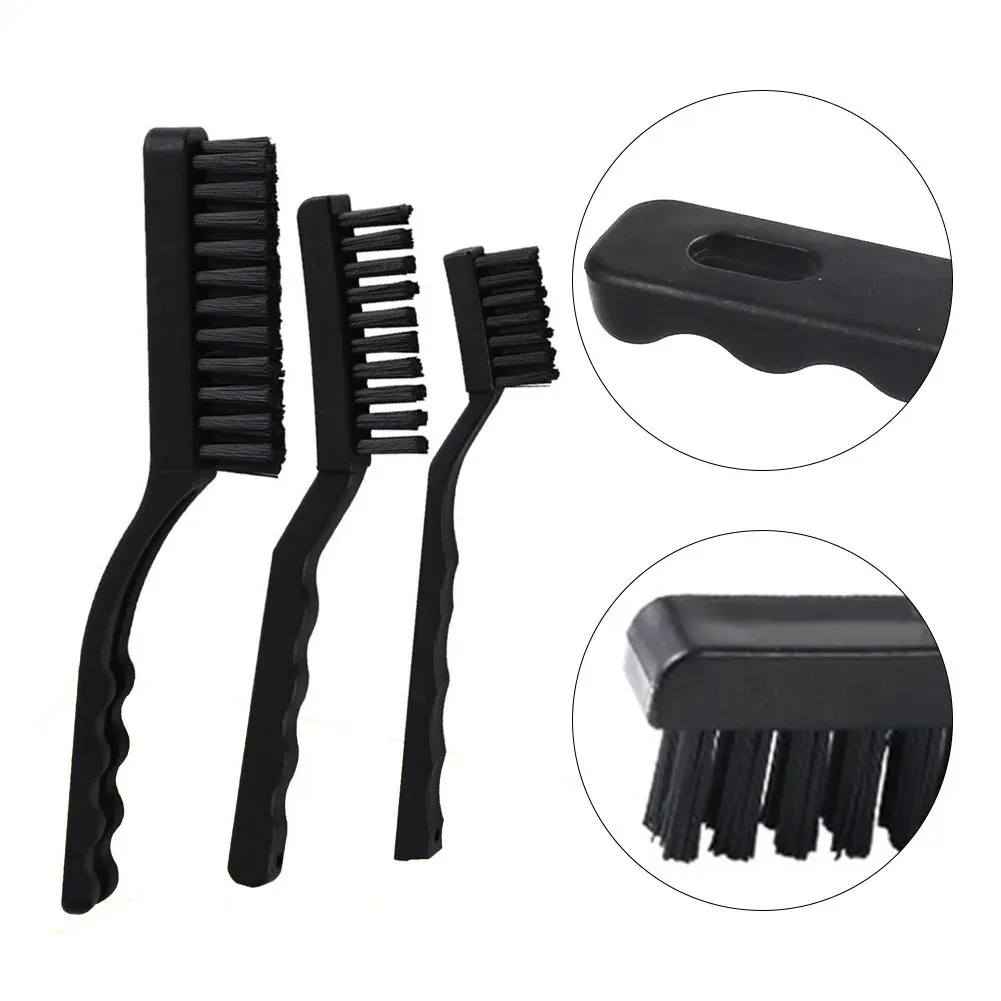 Brosse antistatique pour électronique, vue de profil