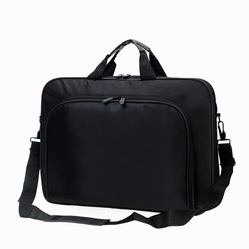 Sacoche business en nylon noir, détail de la bandoulière