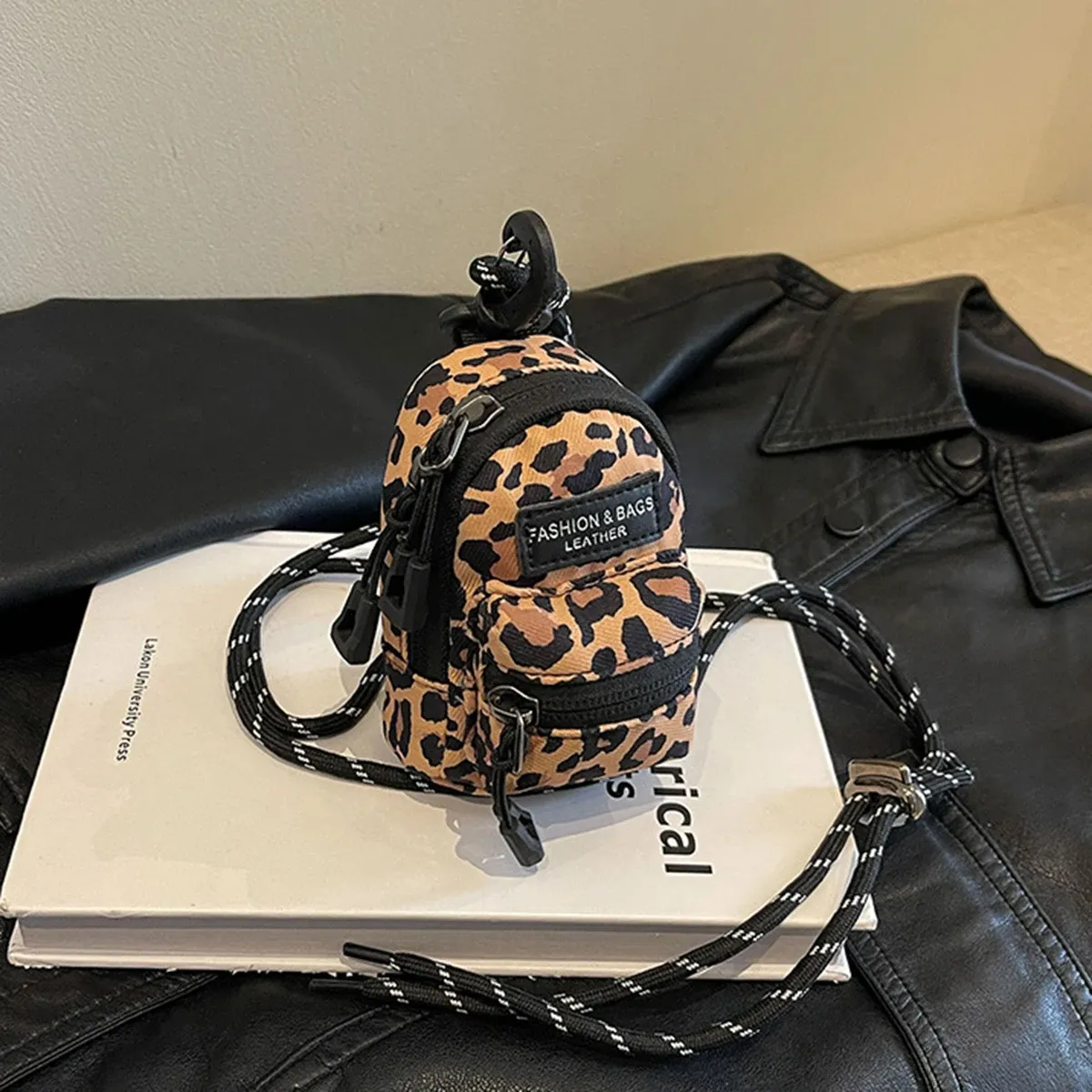 Mini portefeuille unisexe, petit sac à bandoulière portable, pour écouteurs et clés, style hip-hop décontracté, polyvalent 5