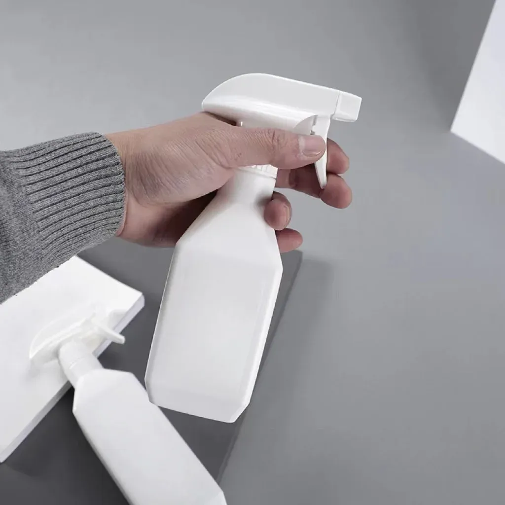 Pulvérisateur dans un environnement domestique