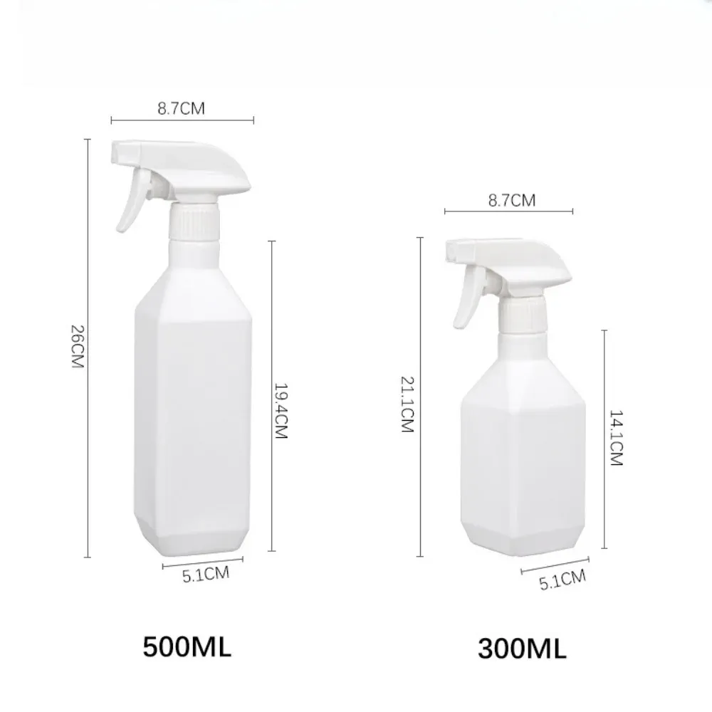 Pulvérisateur rechargeable sous un autre angle