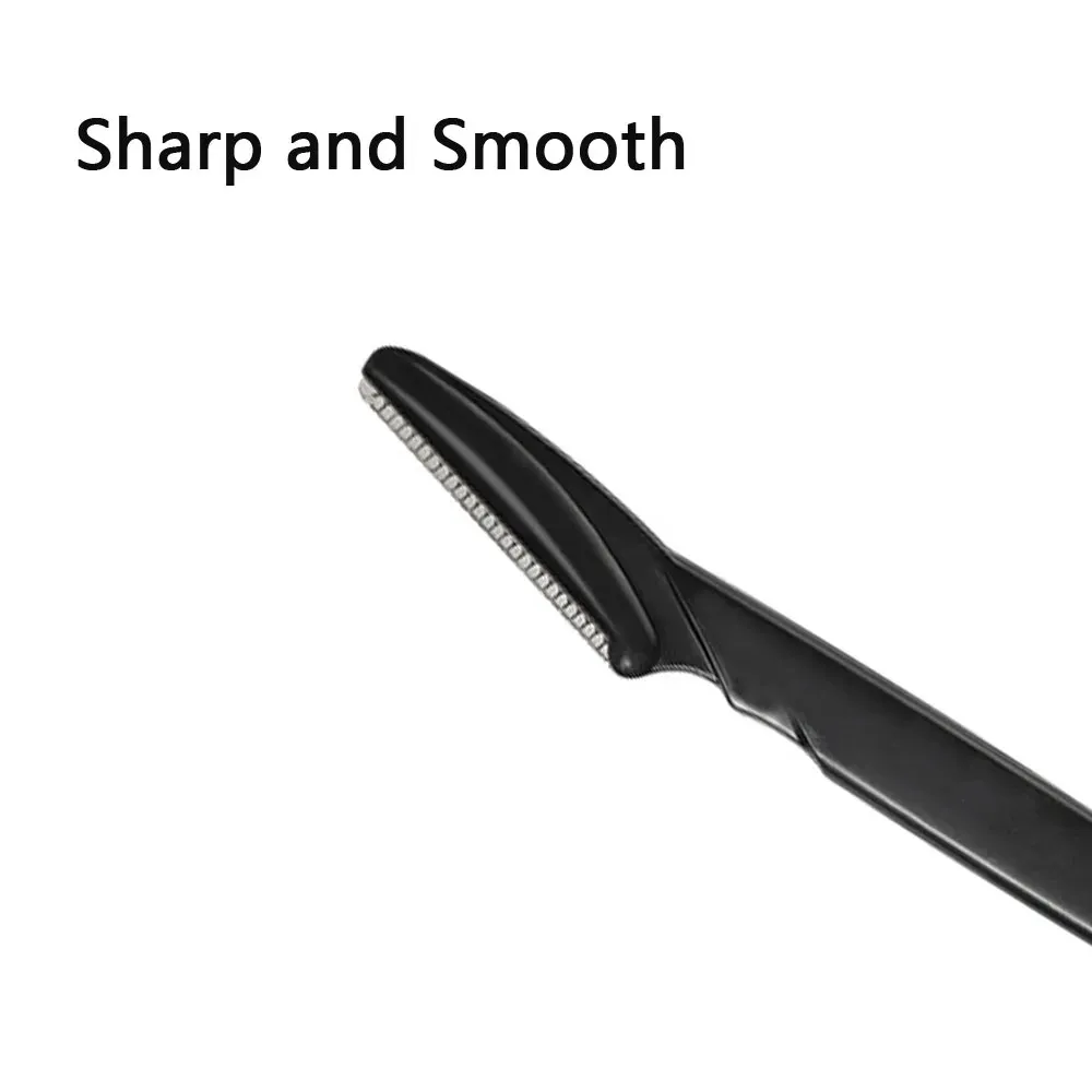 Kit tondeuse à sourcils avec son étui de rangement transparent