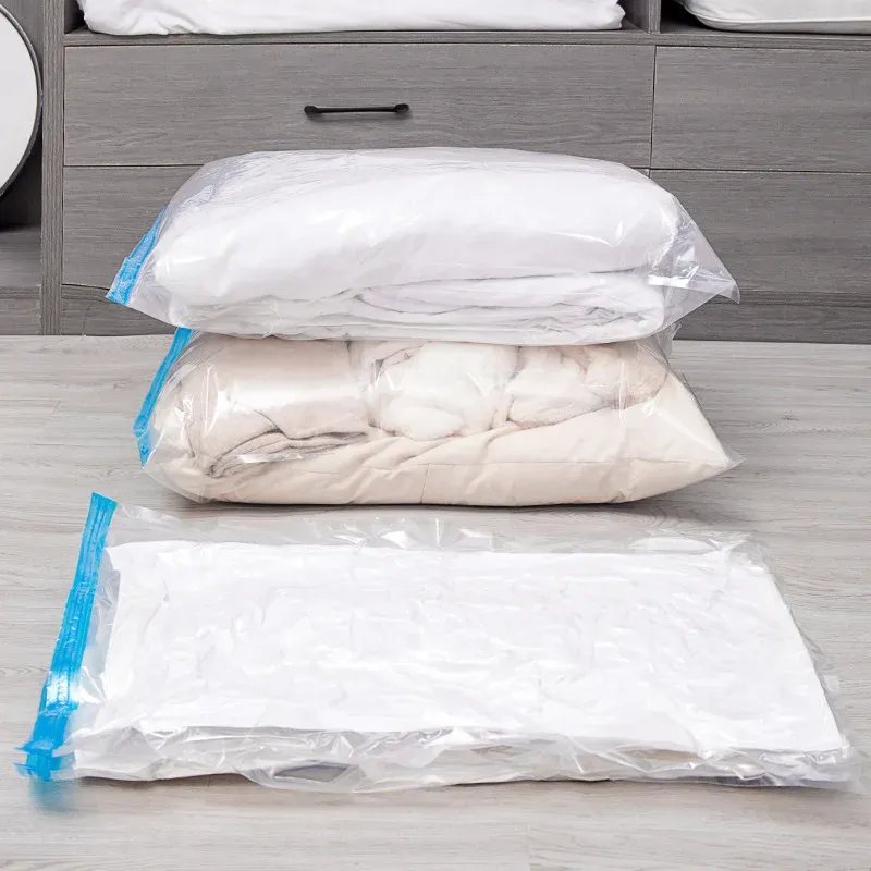 Sac sous vide pour rangement de literie