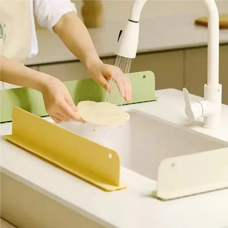 Pare-éclaboussures d'évier en silicone souple et étanche, avec ventouse, barrage antidérapant pour cuisine 5