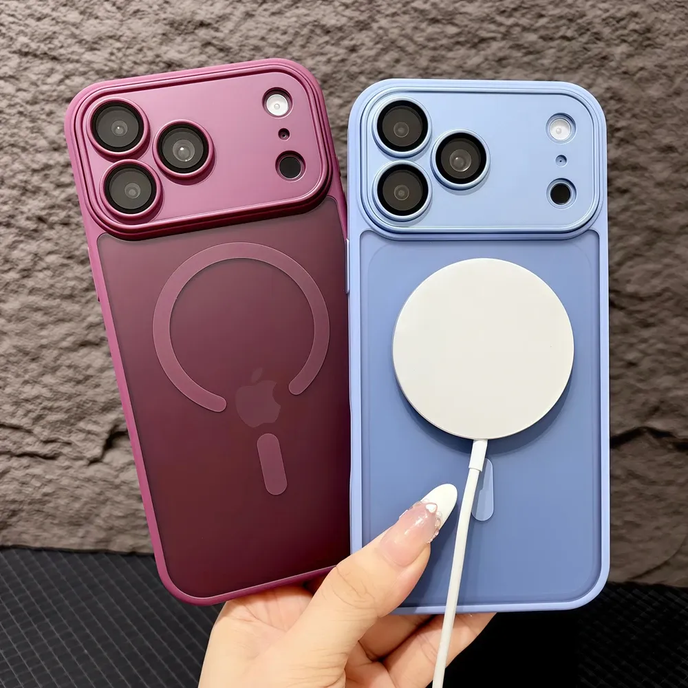 Coque magnétique de luxe mate translucide résistante aux chocs pour iPhone 17 Pro Max, compatible MagSafe et charge sans fil 4