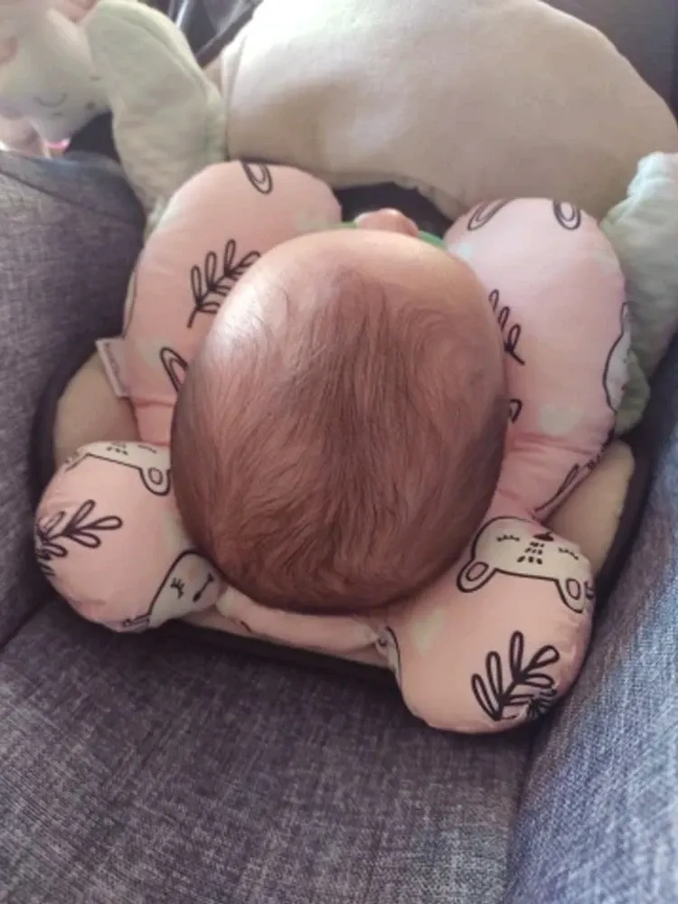 Détail du soutien de tête pour bébé