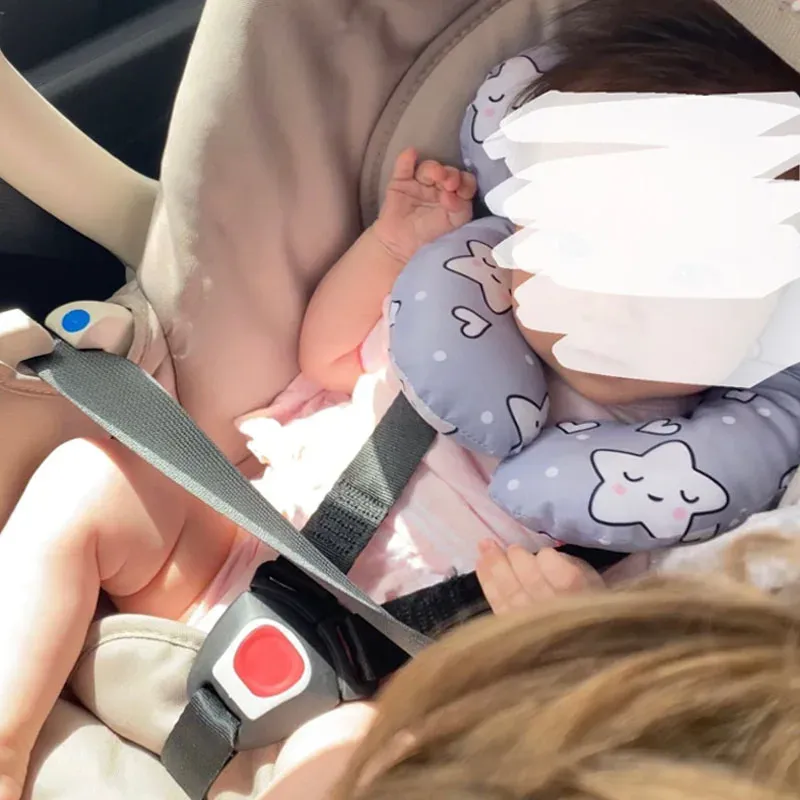 Oreiller de voyage pour bébé en situation