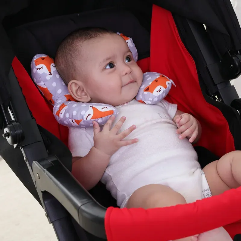 Oreiller de voyage pour bébé, gros plan