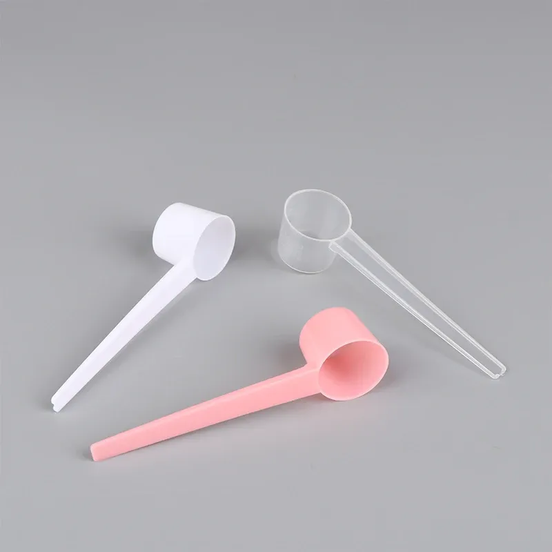 Cuillères à mesurer en plastique, vue 2
