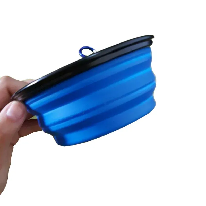Distributeur pour animaux en voyage