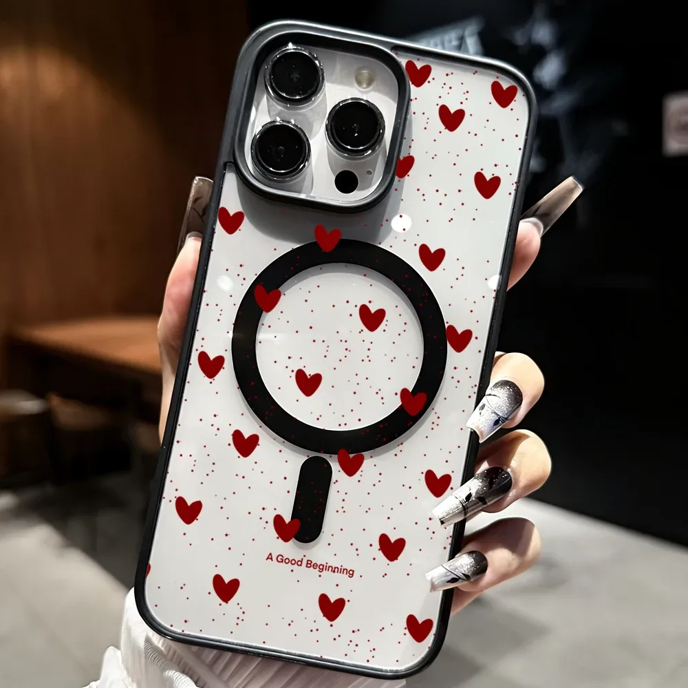 Coque transparente à motif cœur, mise en situation