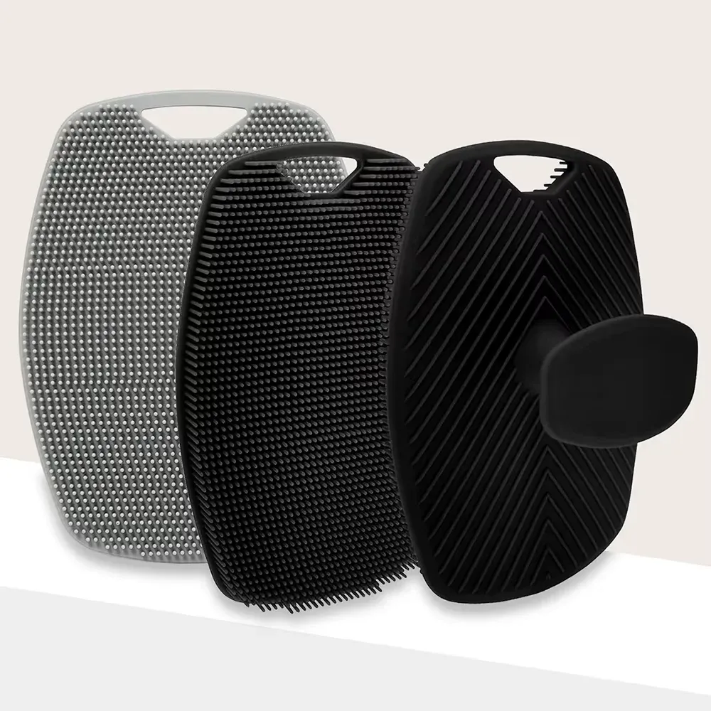 Brosse exfoliante en silicone au design épuré