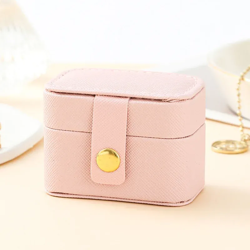 Mini pochette de rangement portable en cuir pour bijoux : bagues, colliers et boucles d'oreilles 9