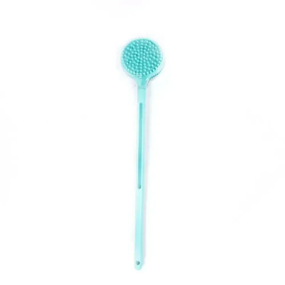 Brosse de bain en silicone, ambiance salle de bain