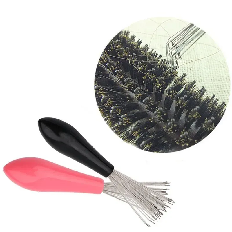 Nettoyeur de brosse à cheveux avec peigne intégré et poignée en plastique 4