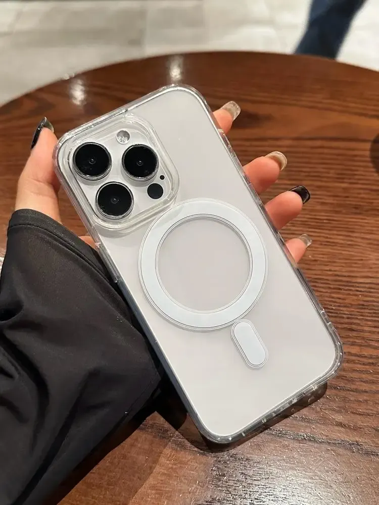 Coque transparente magnétique, vue finale