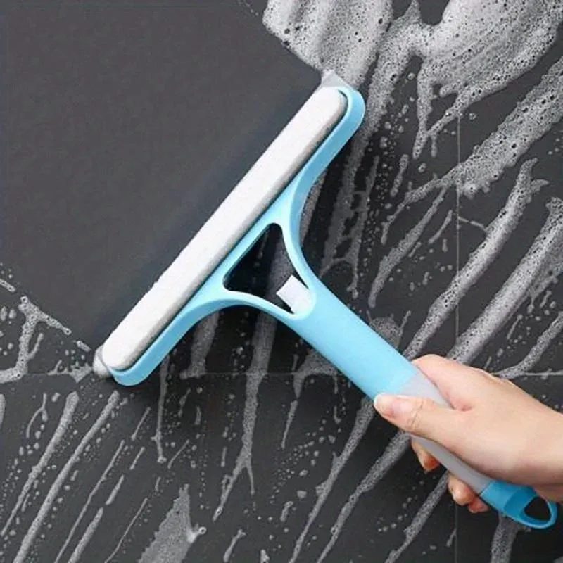 Brosse multifonctionnelle pour vitres