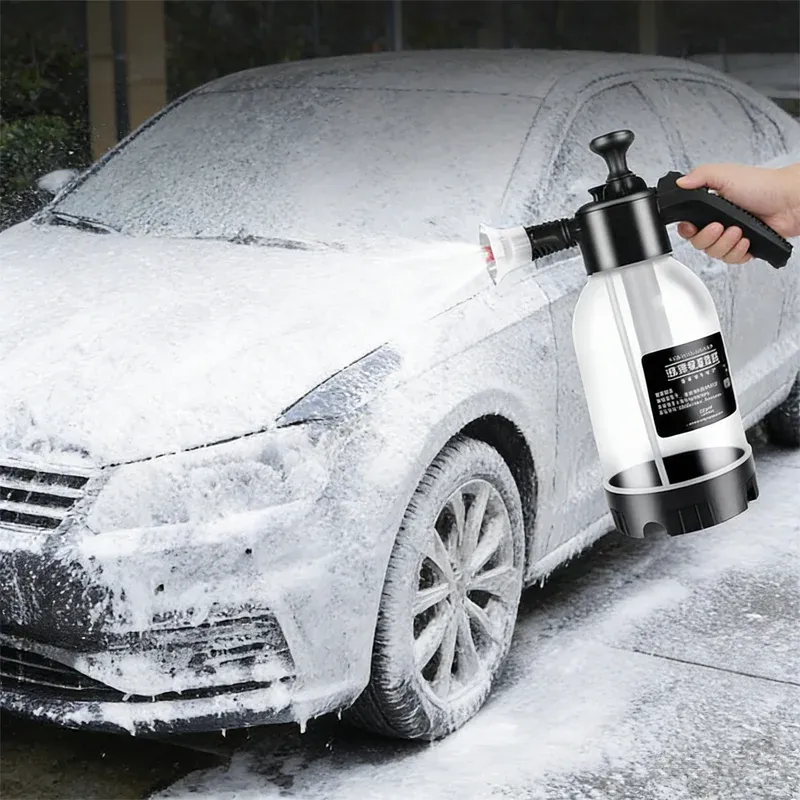 Pulvérisateur à mousse manuel 2 L avec buse réglable, flacon multi-usages pour le nettoyage domestique, le jardinage et le lavage de voiture 6