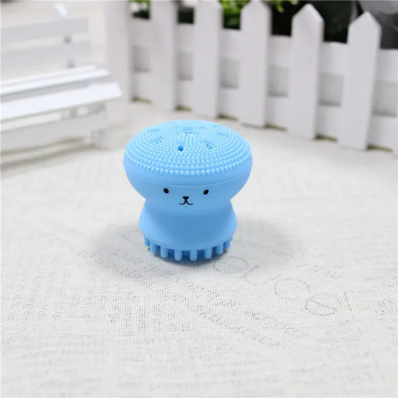 Brosse nettoyante visage en silicone, mini outil exfoliant doux pour un nettoyage en profondeur des pores 9