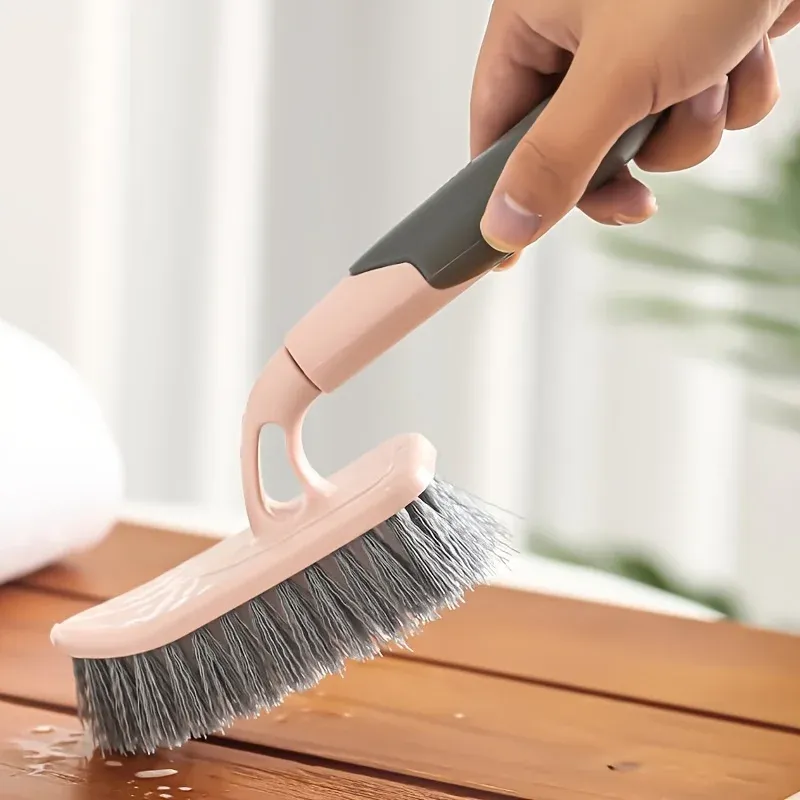 Manche ergonomique de la brosse de nettoyage
