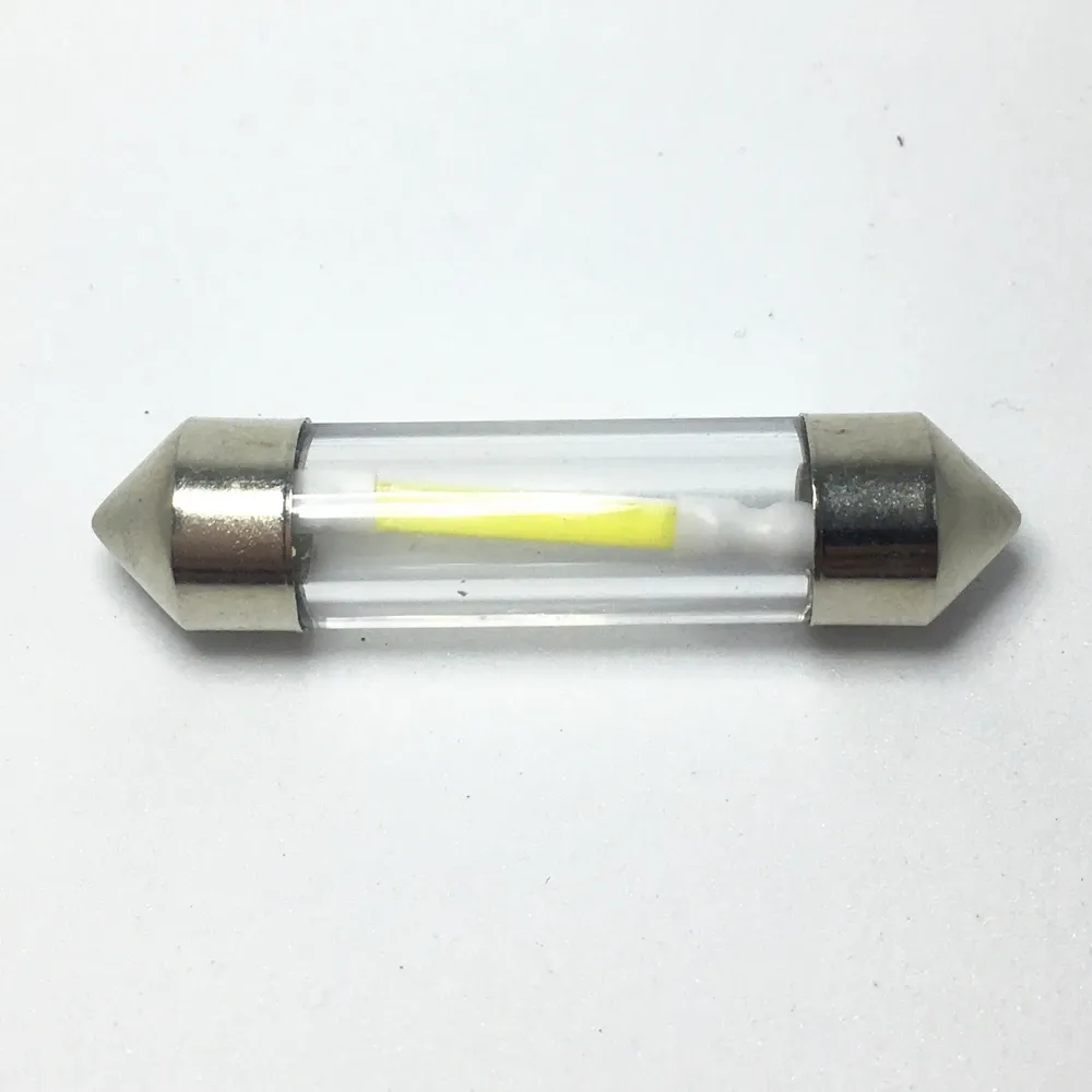 Ampoules LED COB blanches vue rapprochée