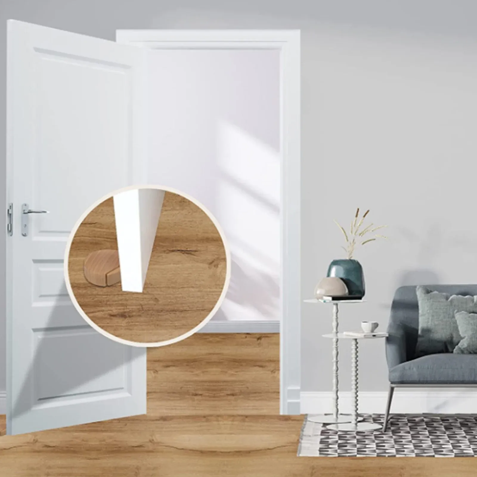 Butée de porte en bois vue de près