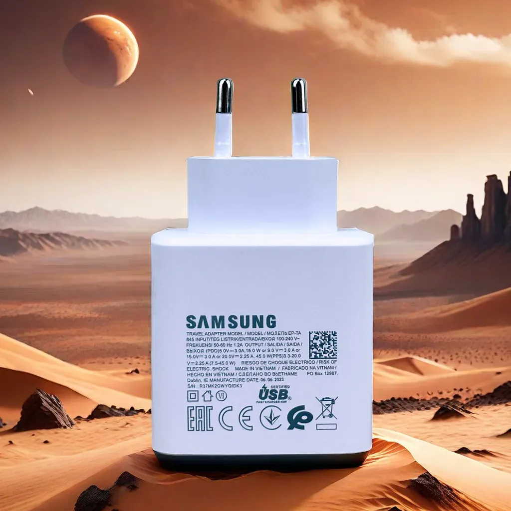 Vue détaillée du chargeur Samsung