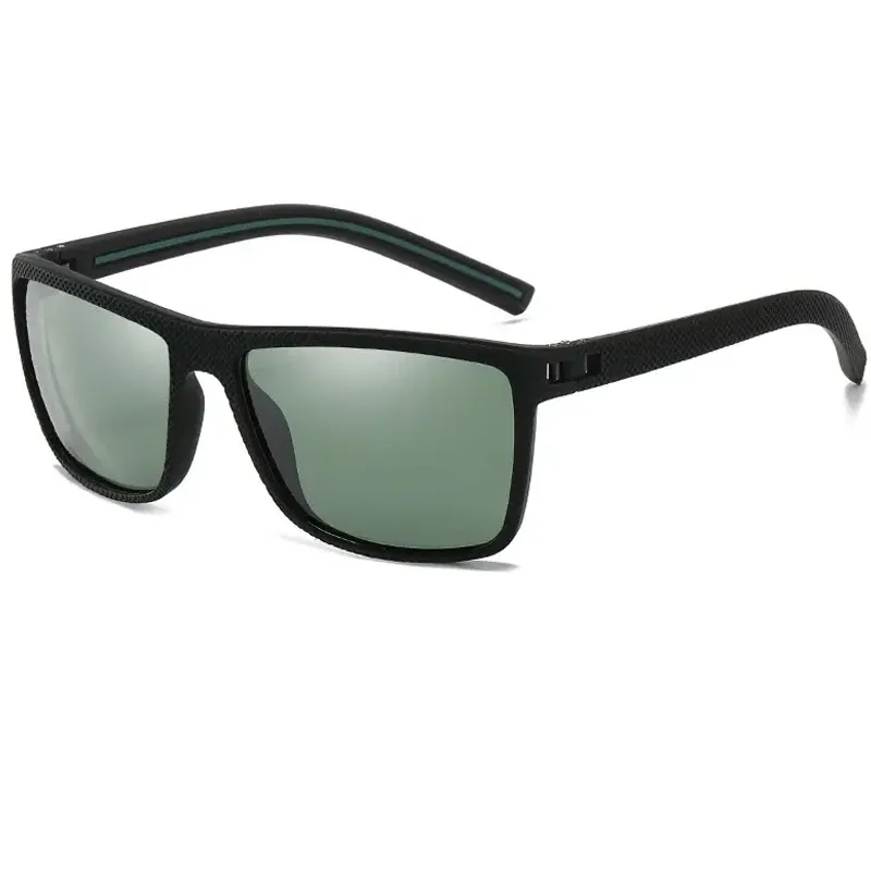 Lunettes de soleil carrées, style urbain