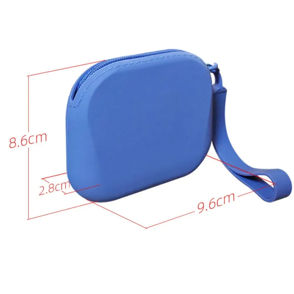 Trousse de toilette en silicone avec dragonne, vue d'ensemble