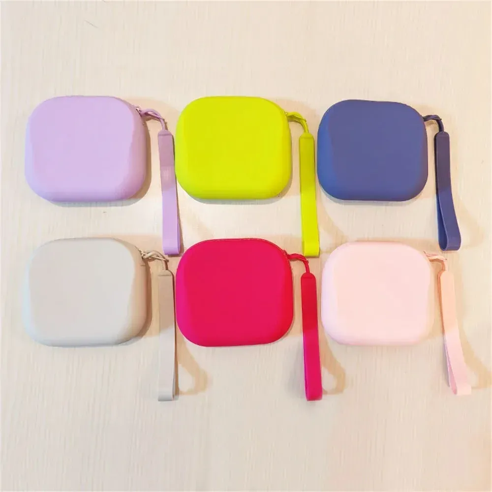 Trousse de toilette en silicone, vue latérale
