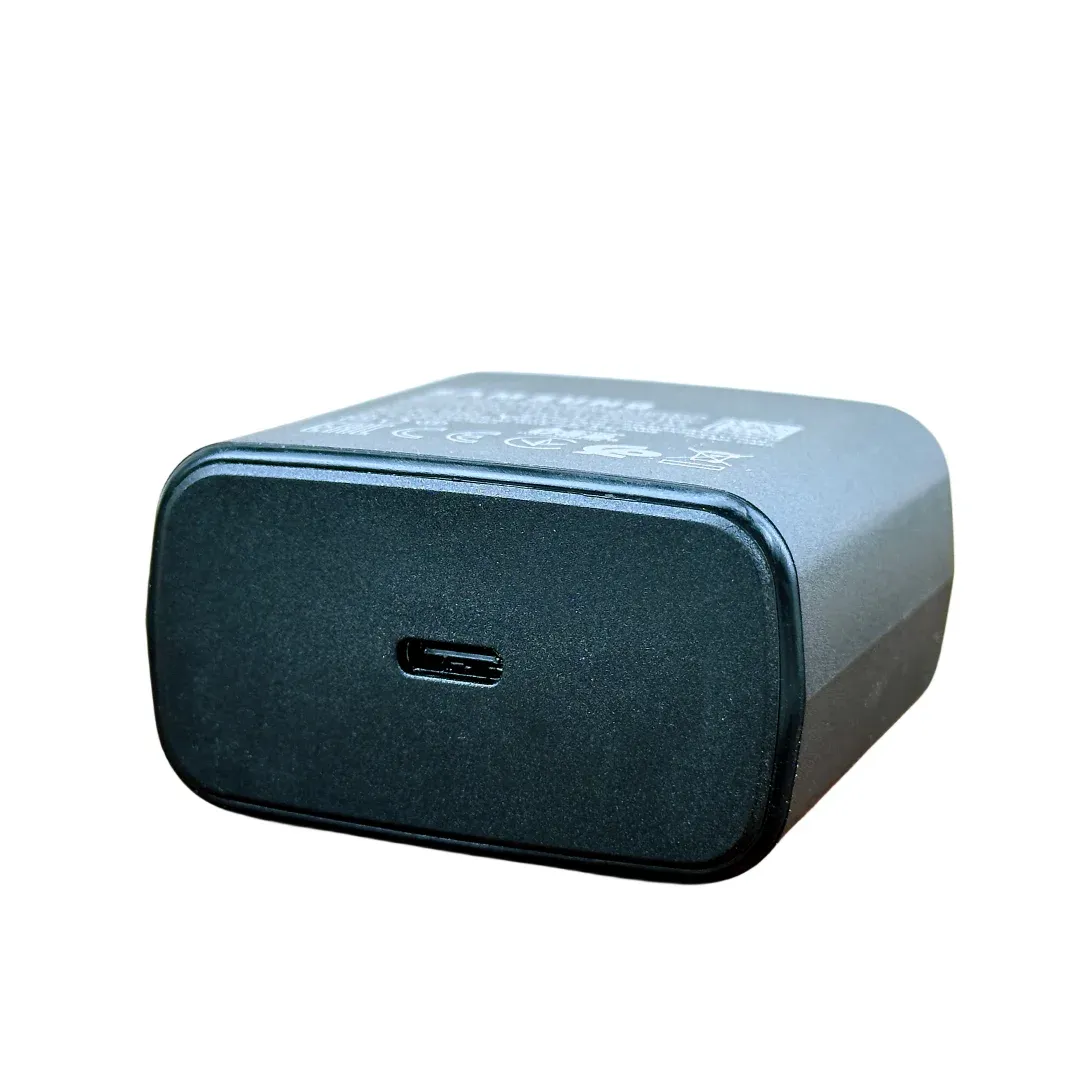 Chargeur Samsung en situation d'utilisation au quotidien