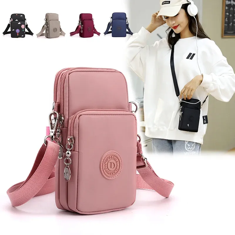 Sac bandoulière compact en nylon pour femme, vue principale