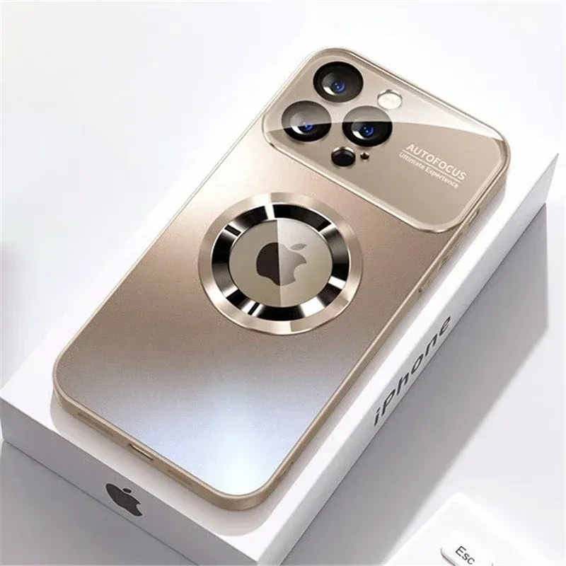 Étui magnétique en titane à finition métallique mate compatible MagSafe pour iPhone 17, 16 Pro Max, 15, 14 Plus, 13 et 12 7