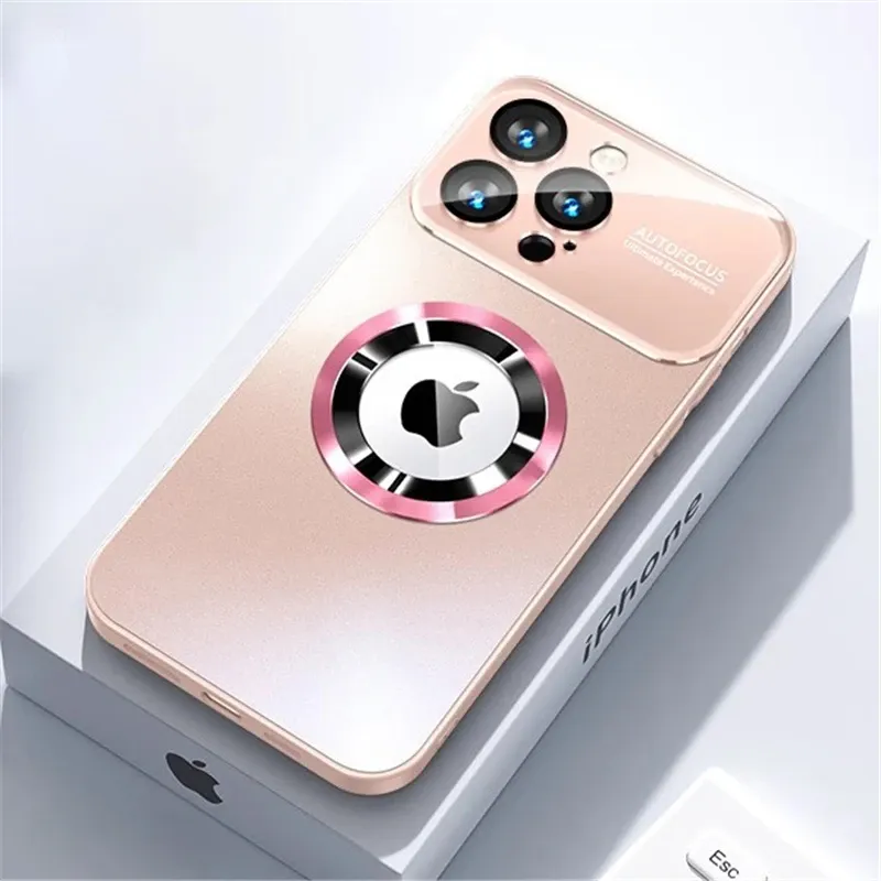 Étui magnétique en titane à finition métallique mate compatible MagSafe pour iPhone 17, 16 Pro Max, 15, 14 Plus, 13 et 12 13