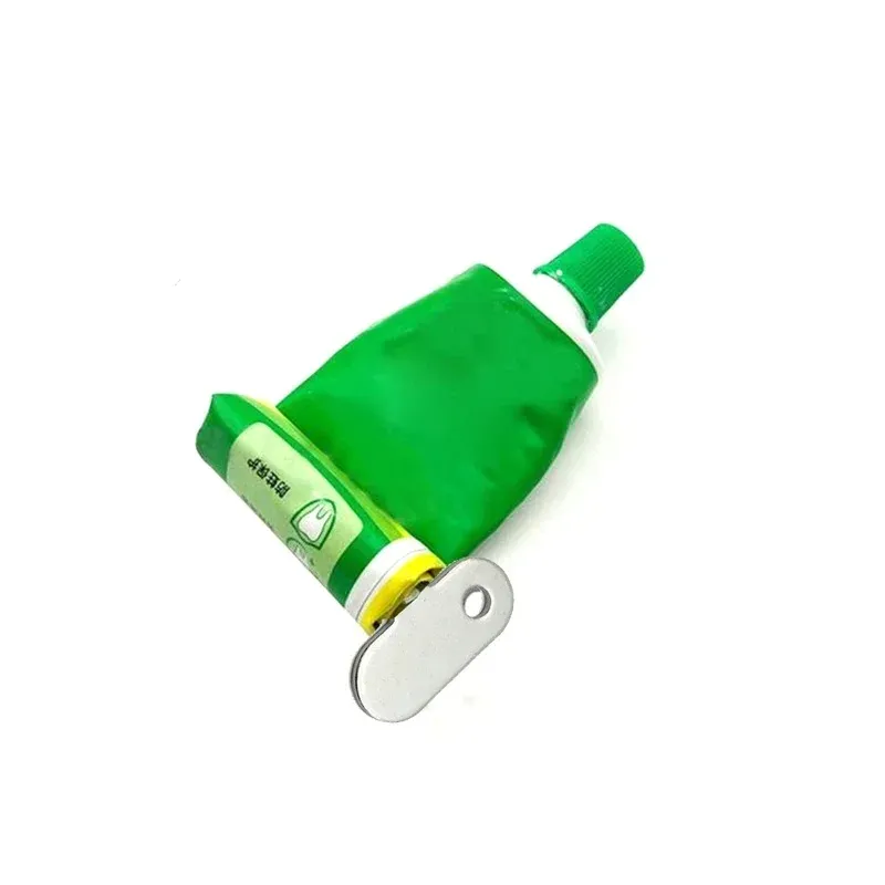 Presse-tube de dentifrice, finition argentée
