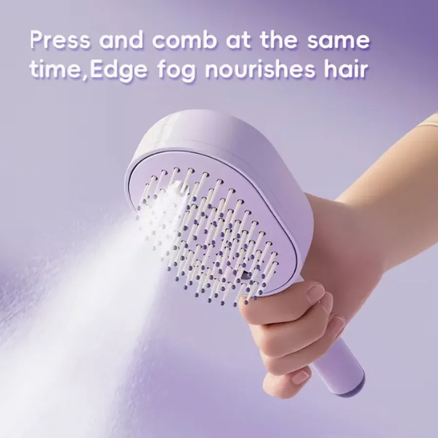 Gros plan sur la brosse lissante à vapeur