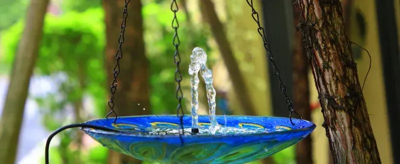Fontaine solaire décorative pour extérieur