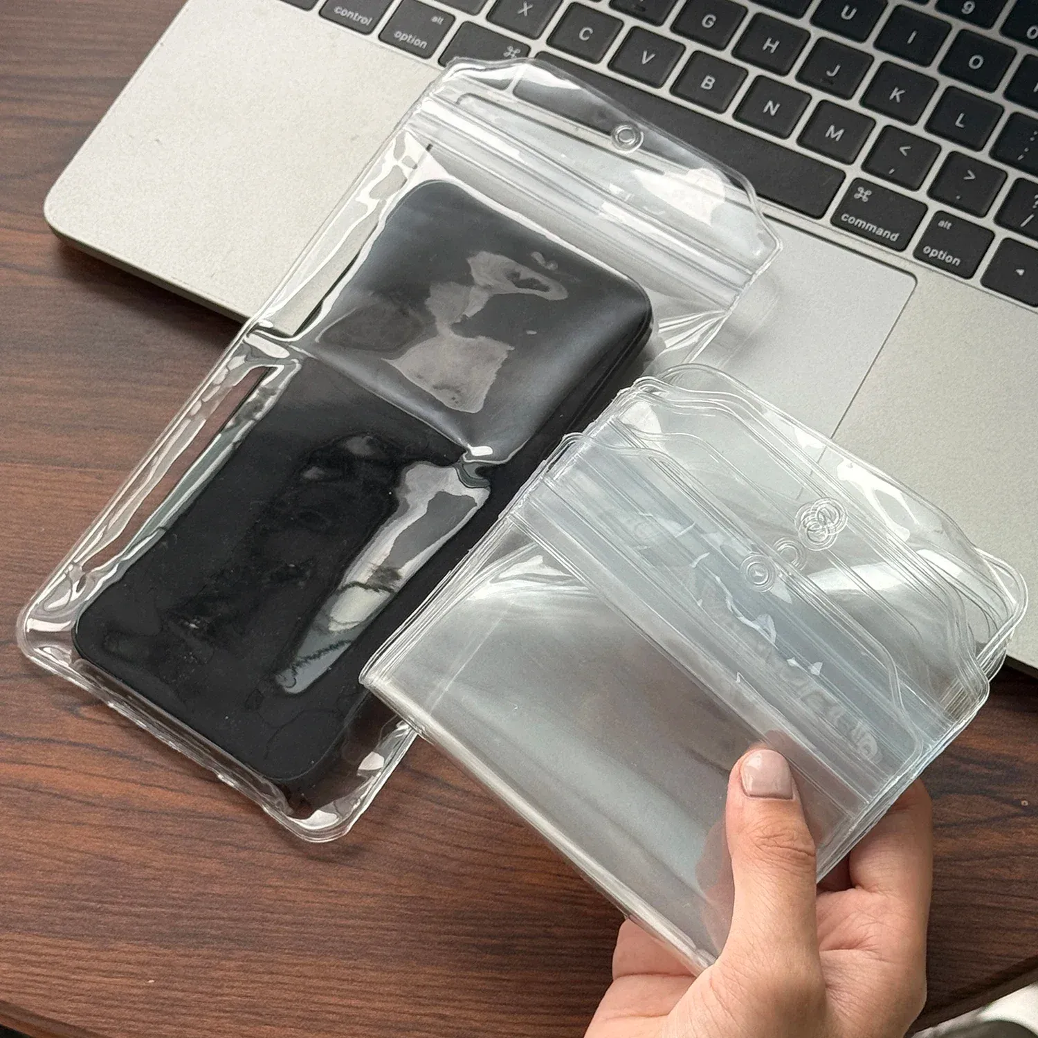 Étui de protection étanche pour téléphone portable