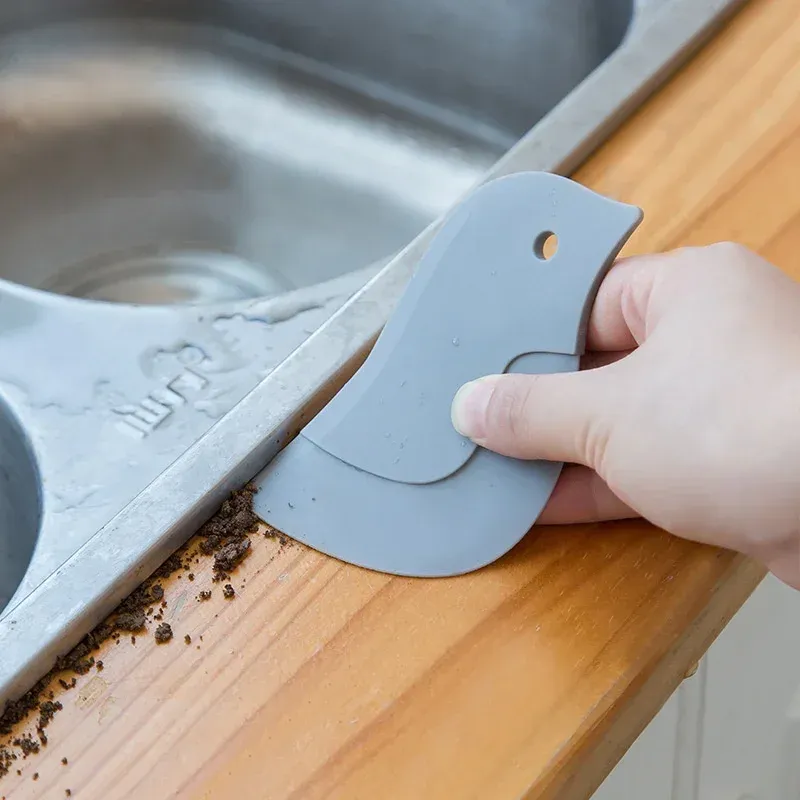 Grattoir de cuisine multifonctionnel, mise en situation