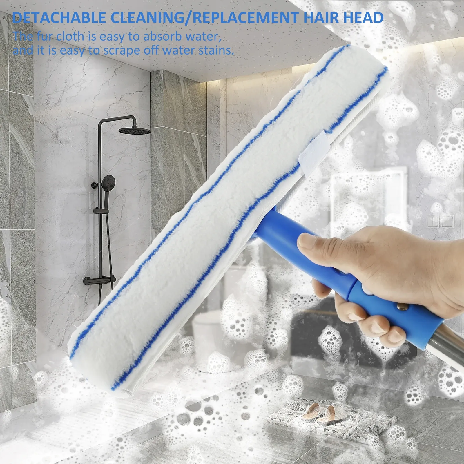 Nettoyage de vitres de salle de bain avec la raclette