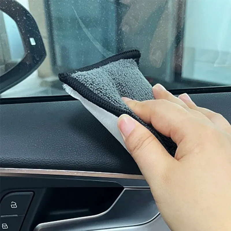 Entretien du cuir automobile