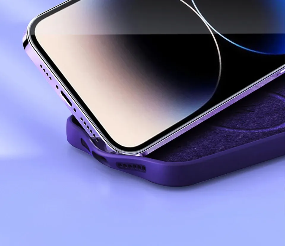 Coque magnétique, mise en scène