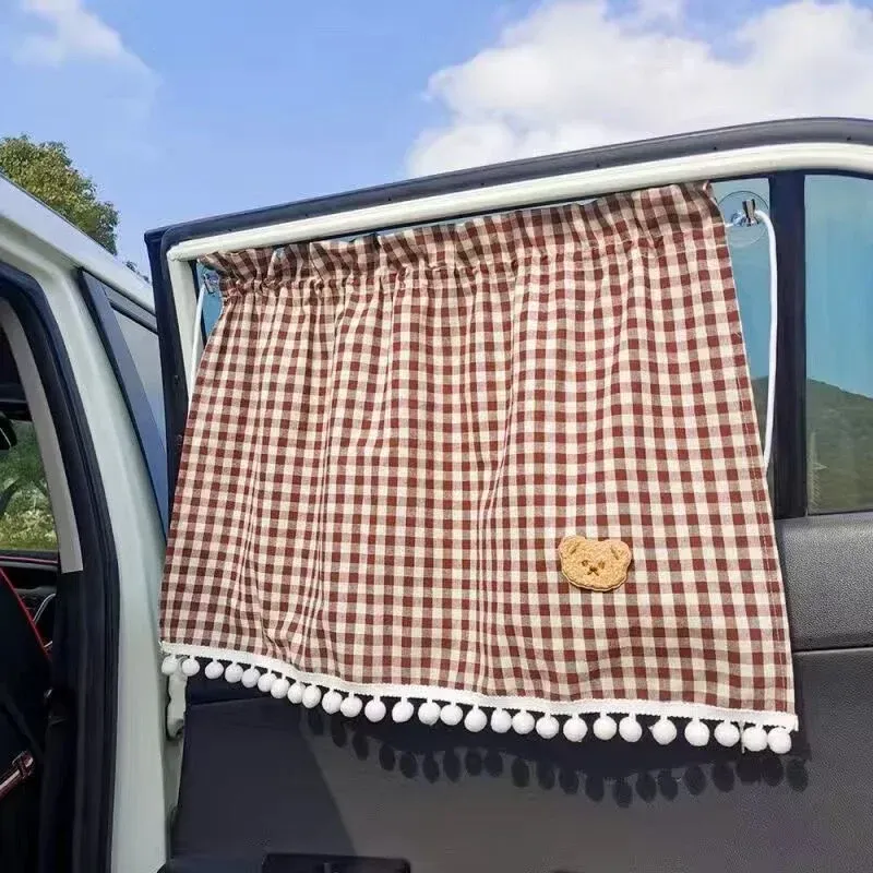 Pare-soleil ourson pour voiture, détail